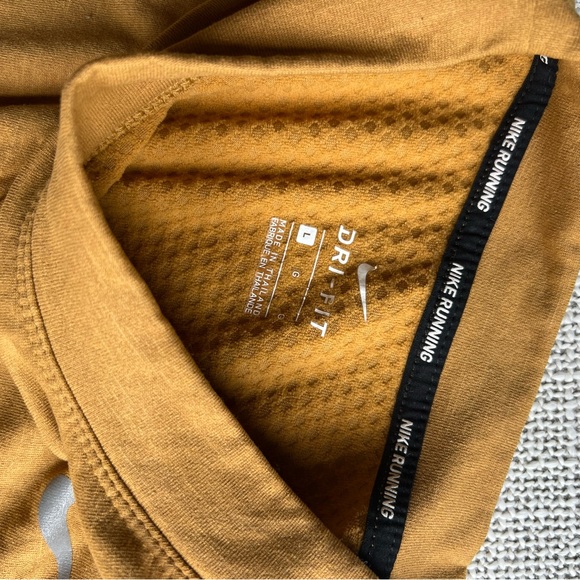 Nike Running Top - Picture 4 of 4